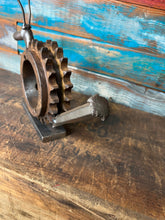 Load image into Gallery viewer, Rusty Garden Snail
