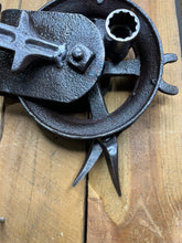 Load image into Gallery viewer, Pulley Fish Wall Hanging
